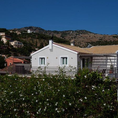 Antonis Apartments Kassiopi Esterno foto